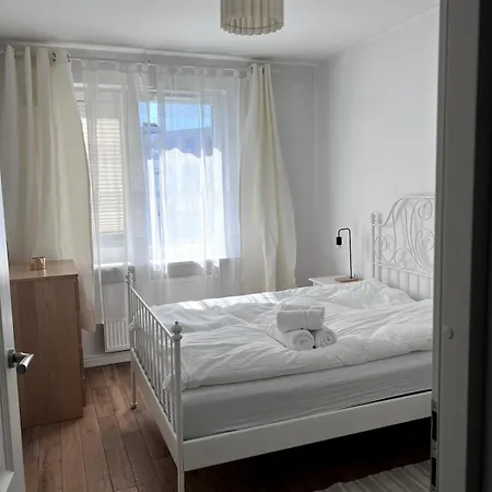Apartment New - In Park - Near By The Center Warsaw